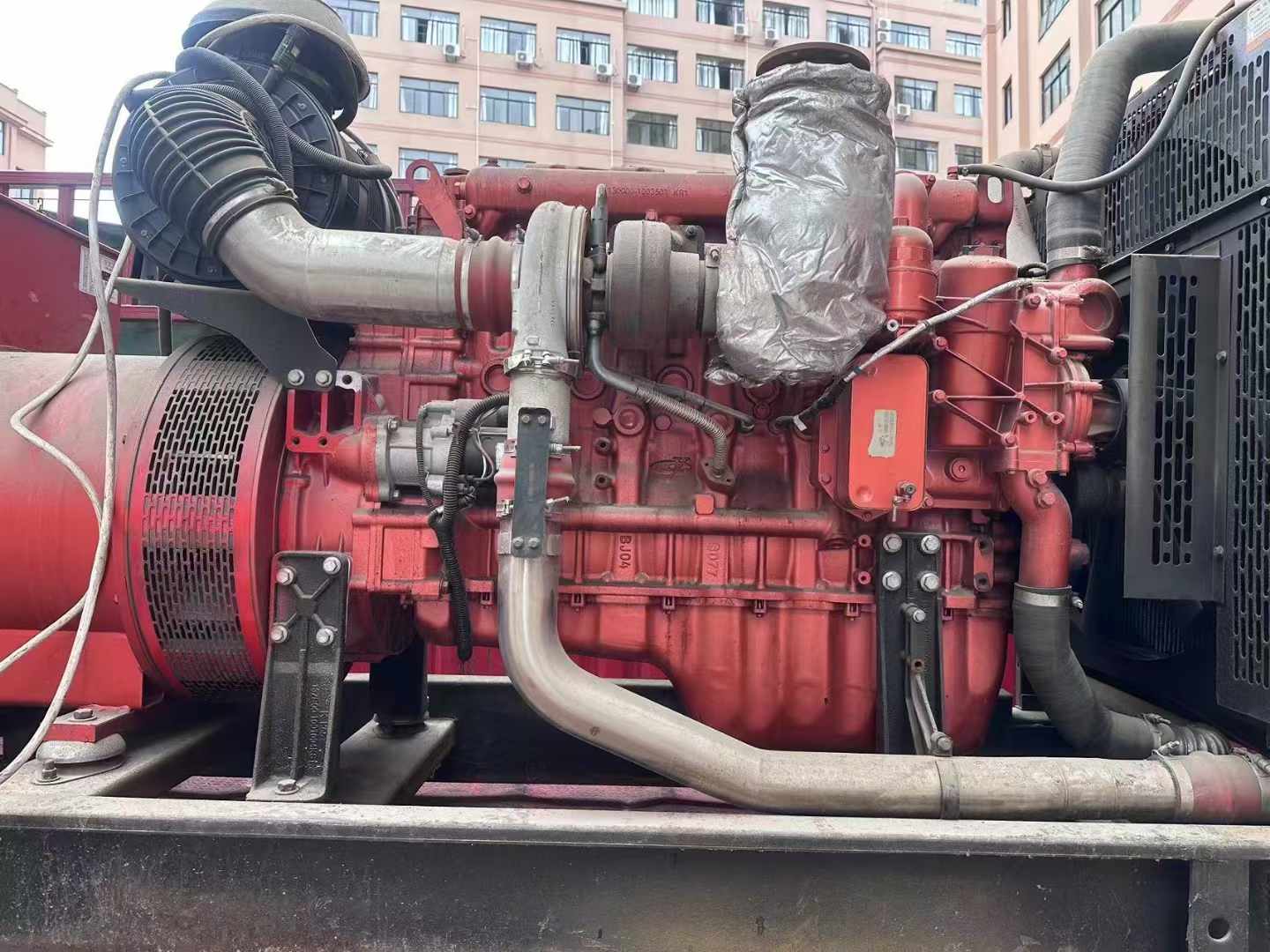 绥阳如何选择适合 600kW 柴油发电机组的过载保护器？